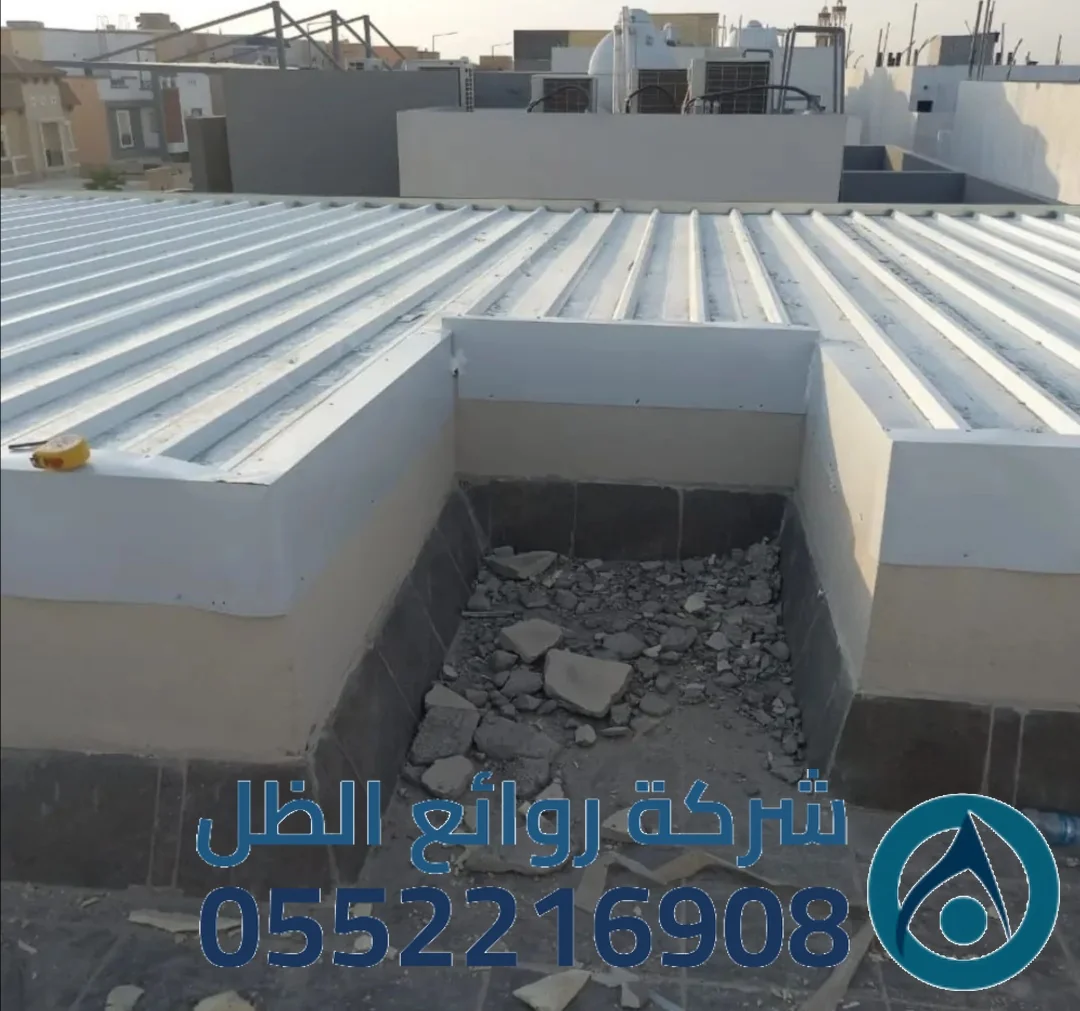 أسقف الساندوتش بانل