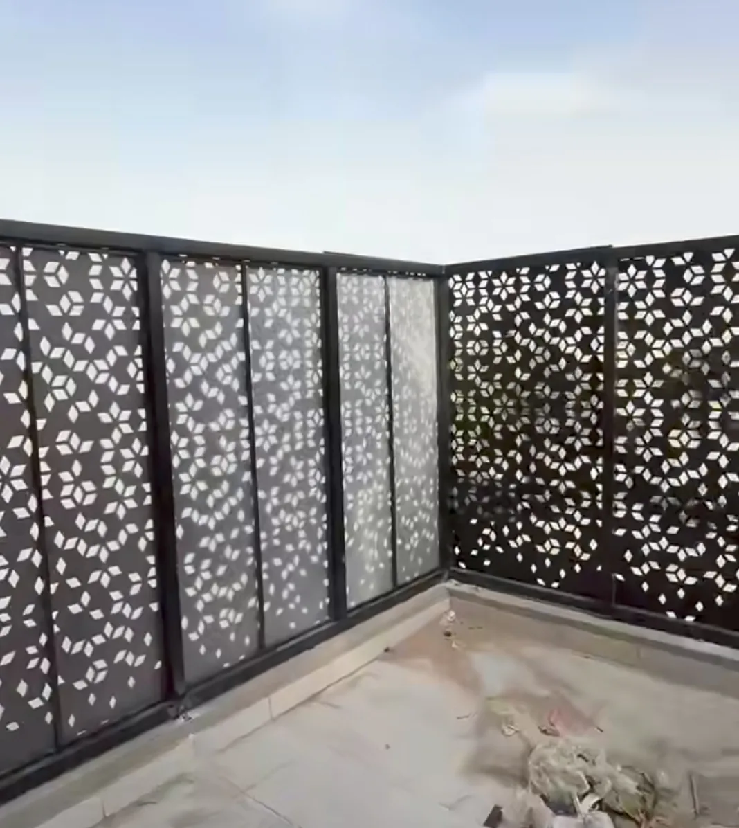 ساتر ليزر زاوية بنقش نجوم