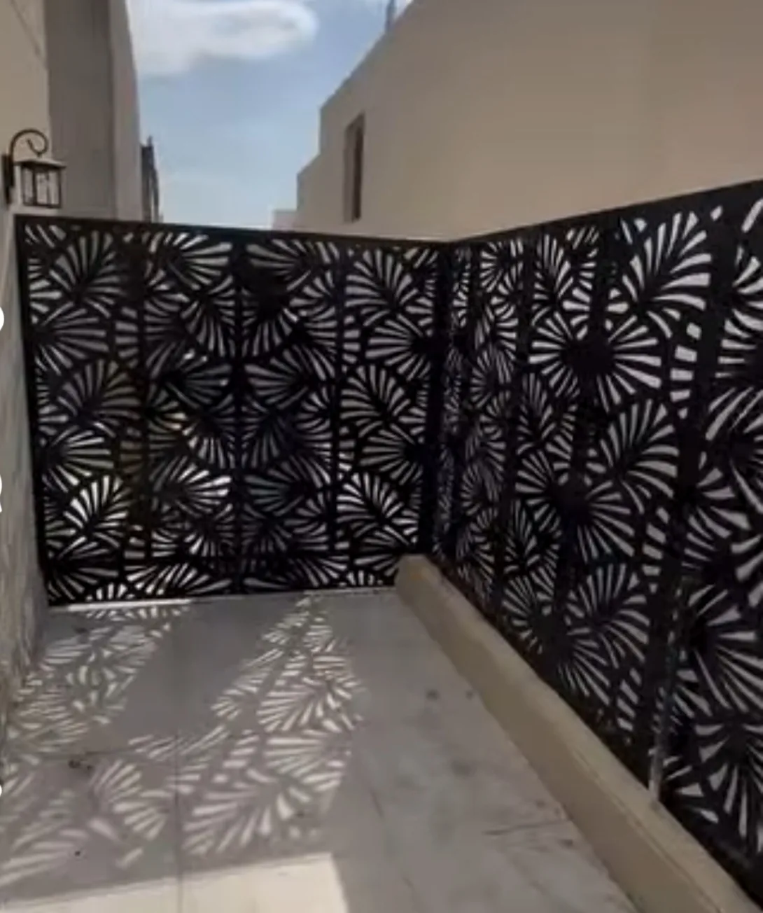 ساتر ليزر زاوية بنقش نخيل